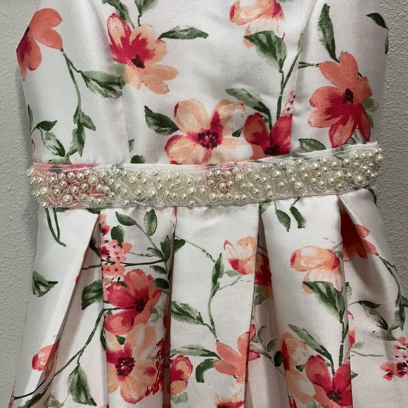 Speechless floral tea length dress - Picture 4 of 8